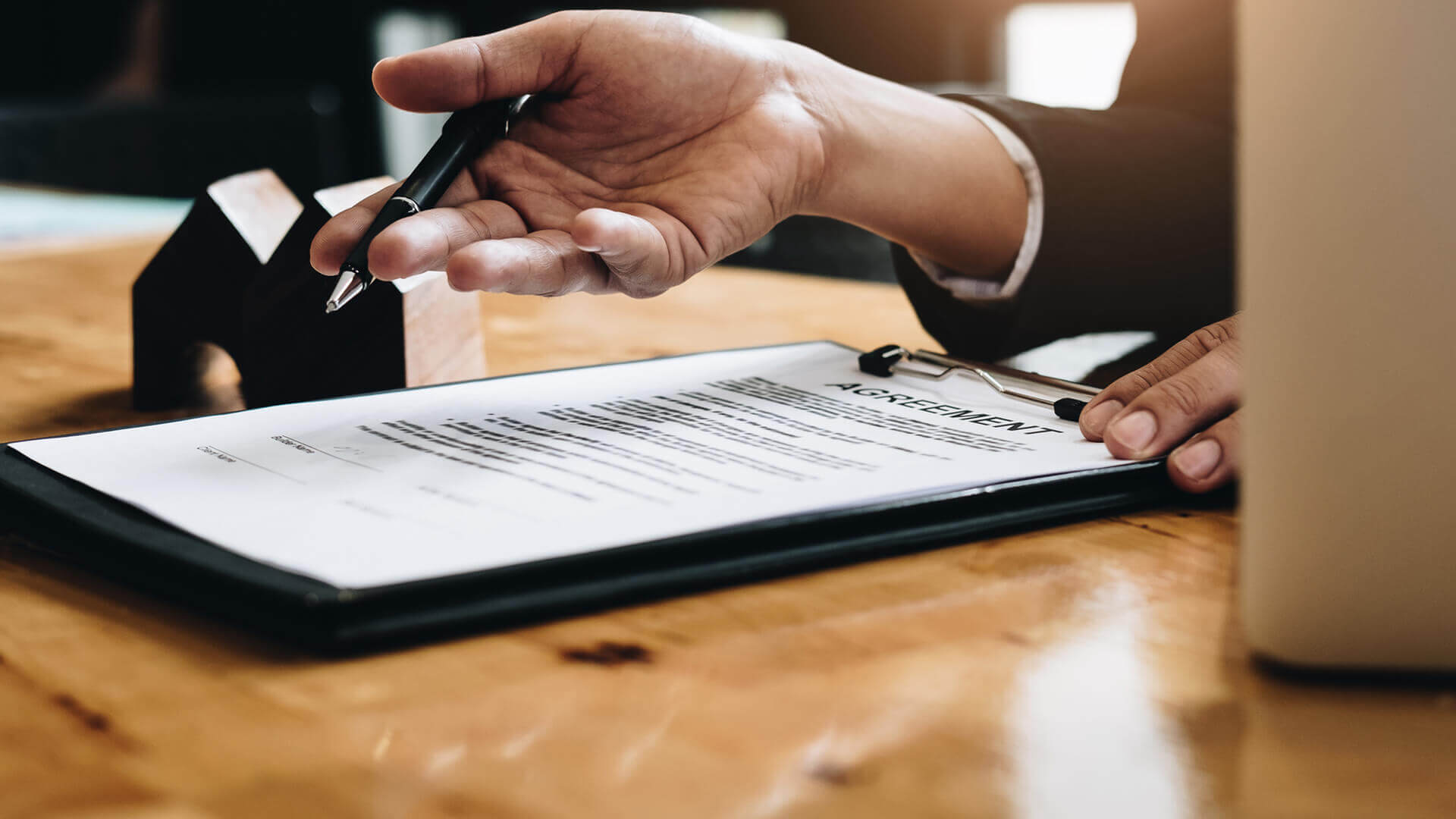 Diversify your porfolio with real estate investments
